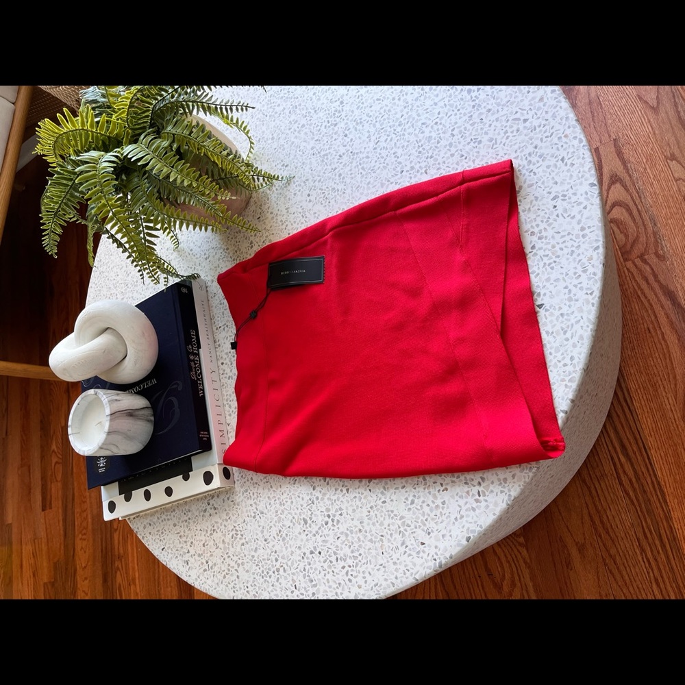 BCBGMAXAZRIA red bandage mini skirt